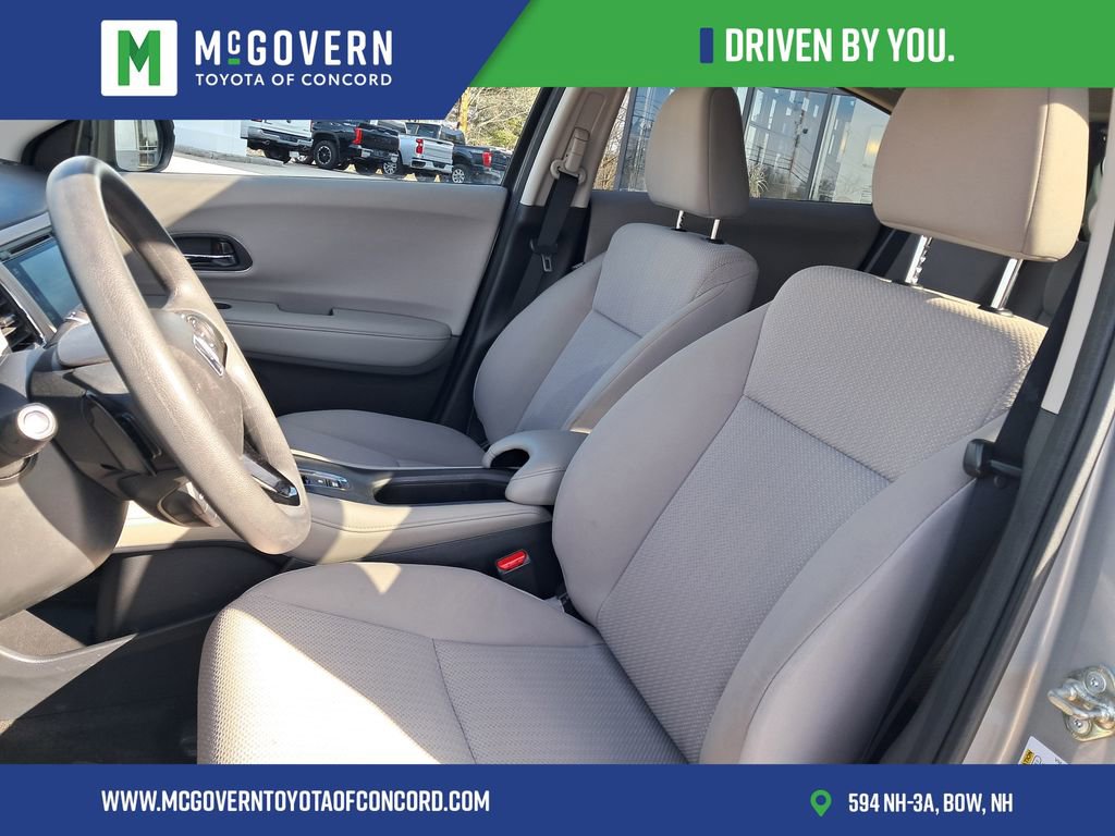 Used 2018 Honda HR-V EX image 10