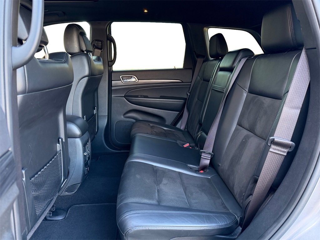Used 2020 Jeep Grand Cherokee Altitude image 19