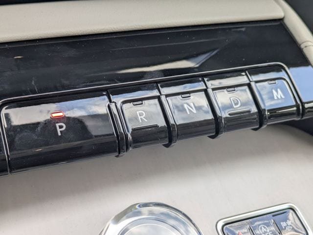 New 2026 Lincoln Navigator Reserve w/ Jet Appearance Package AWD/4WD image 14