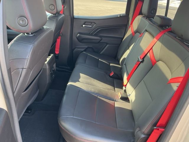 Used 2023 Chevrolet Colorado Z71 w/ Z71 Convenience Package 2 image 27