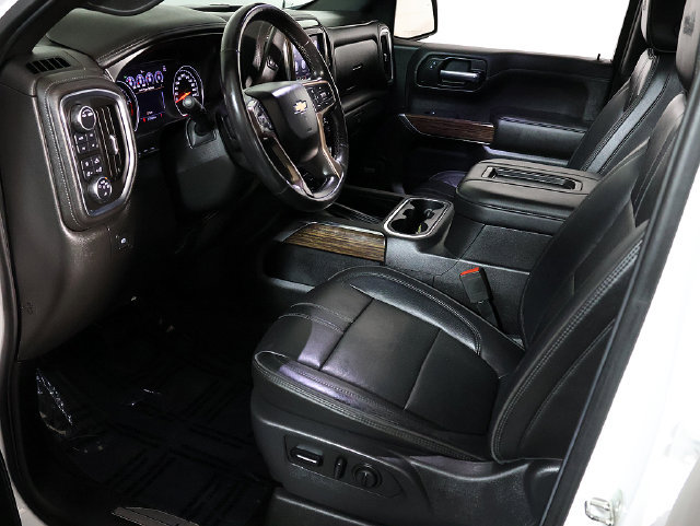 Used 2020 Chevrolet Silverado 1500 High Country w/ Technology Package AWD/4WD image 13