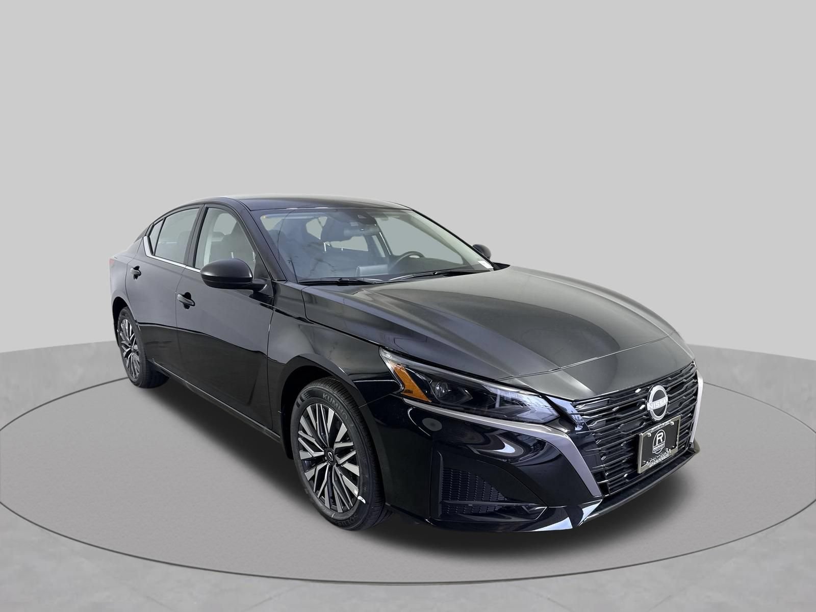 New 2026 Nissan Altima 2.5 SV AWD/4WD image 3