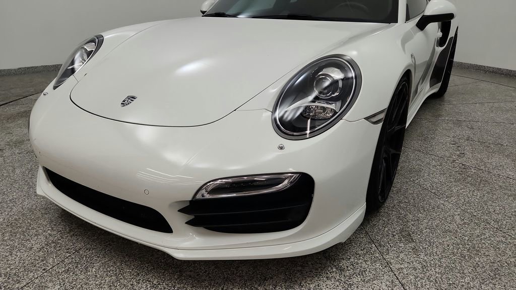 Used 2015 Porsche 911 Turbo image 10