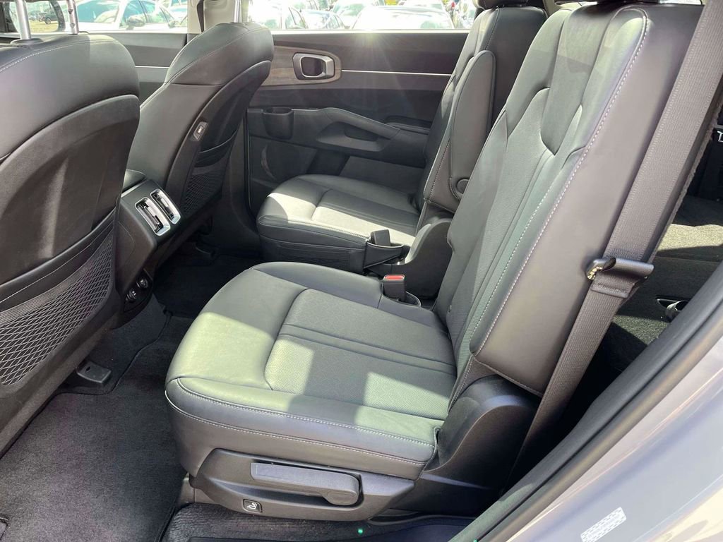 Used 2023 Kia Sorento X-Line EX image 6