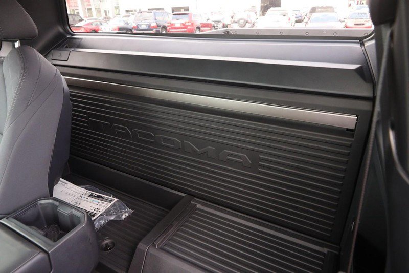 New 2024 Toyota Tacoma SR image 9