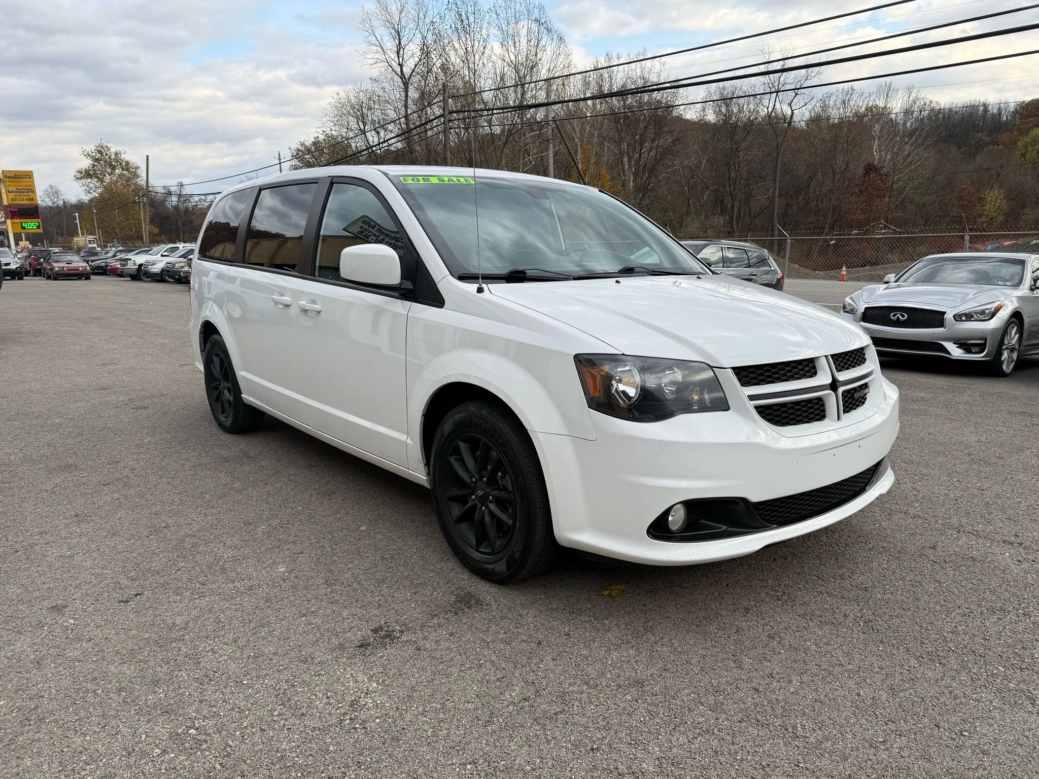 Used 2020 Dodge Grand Caravan GT image 3