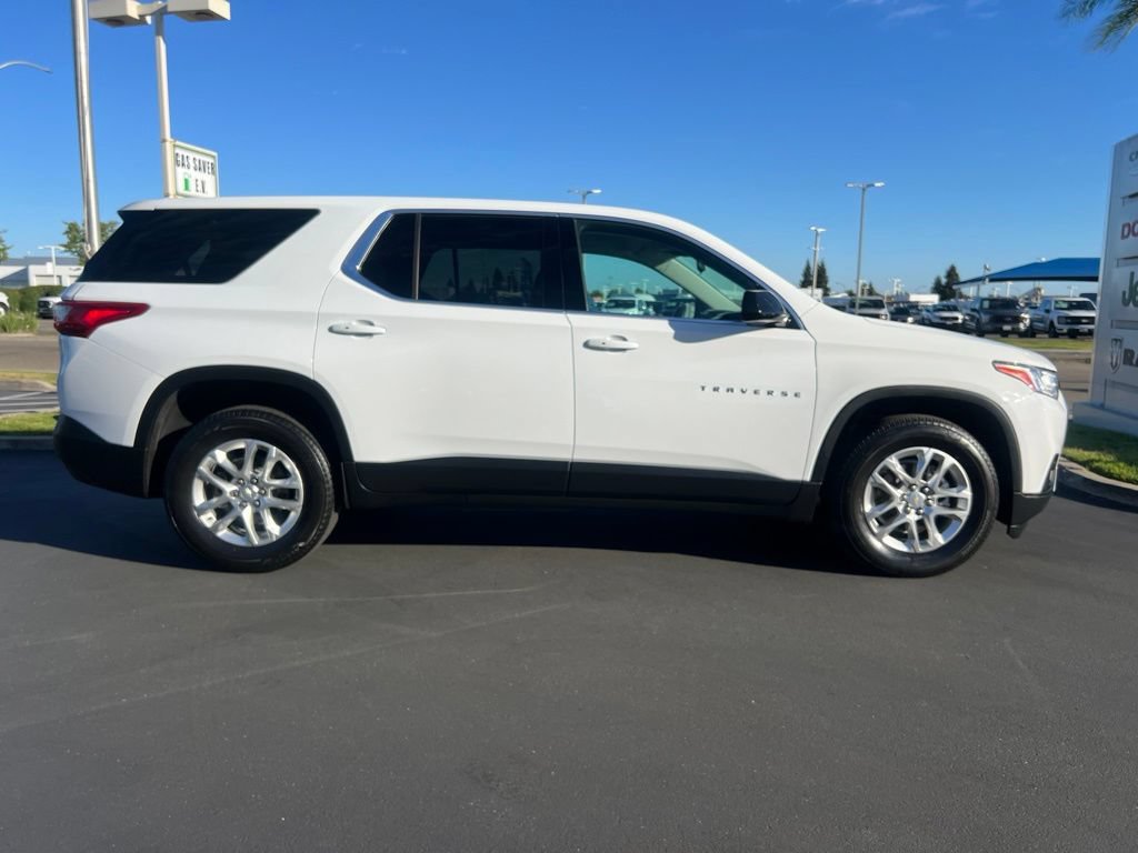 Used 2020 Chevrolet Traverse LS FWD image 13