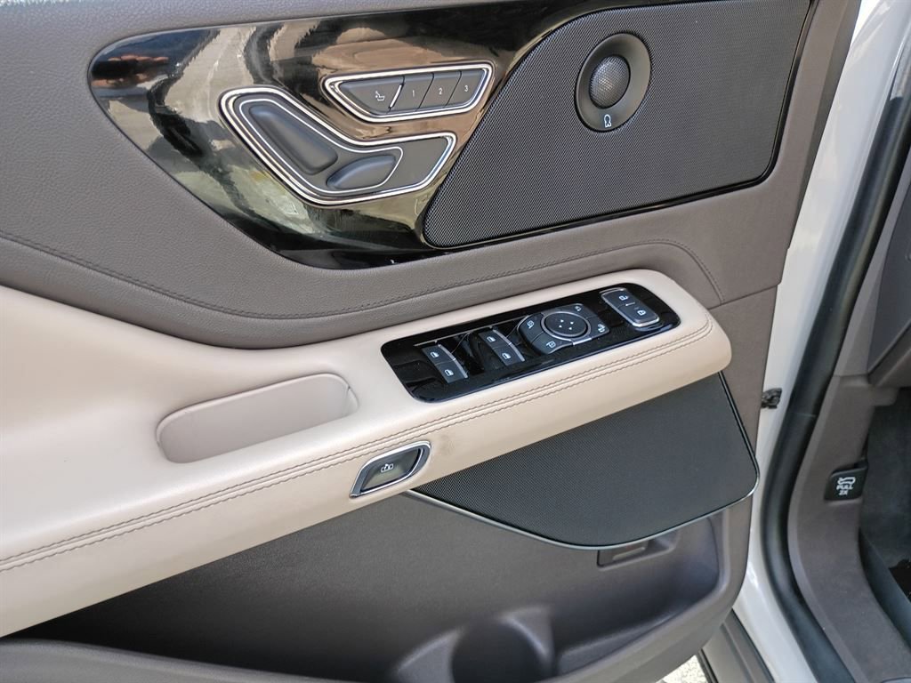 Used 2021 Lincoln Aviator Reserve RWD image 18