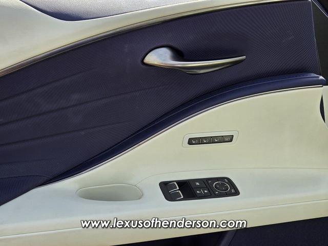 Certified 2024 Lexus LC 500 Convertible RWD image 20