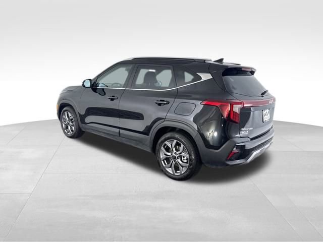 Certified 2024 Kia Seltos S image 8
