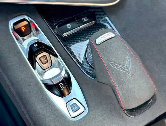 Used 2023 Chevrolet Corvette Stingray Premium Cpe w/ Z51 Performance Package RWD image 23