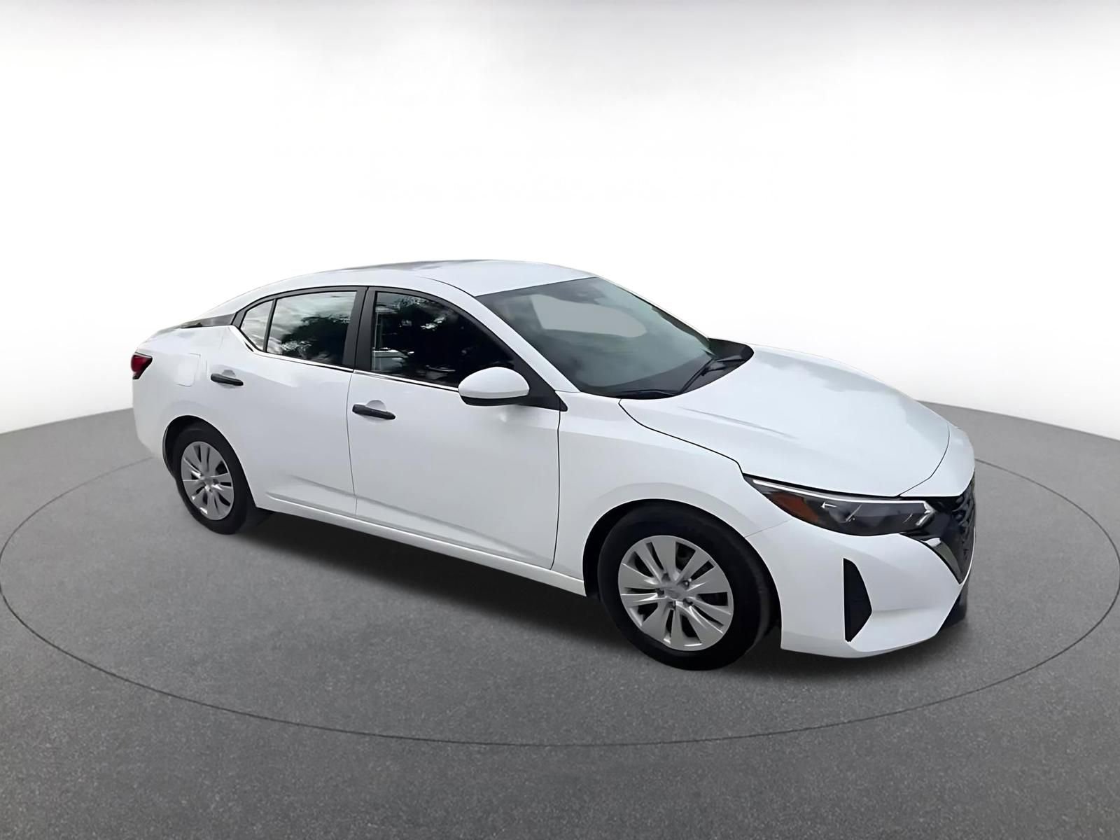 Used 2025 Nissan Sentra S image 2