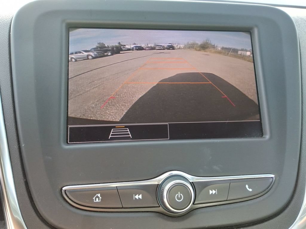 Used 2023 Chevrolet Equinox LT AWD/4WD image 16
