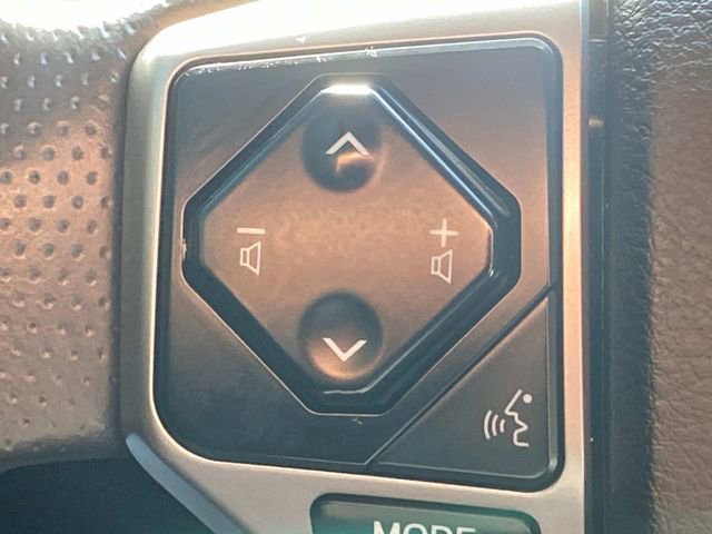 Used 2021 Toyota 4Runner SR5 image 18