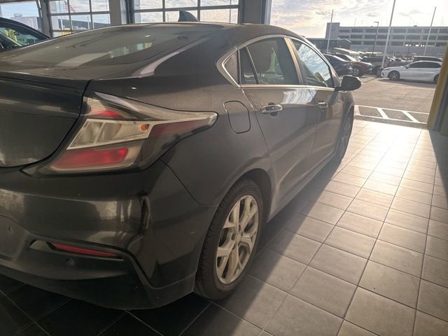 Used 2018 Chevrolet Volt Premier w/ Driver Confidence Package image 5