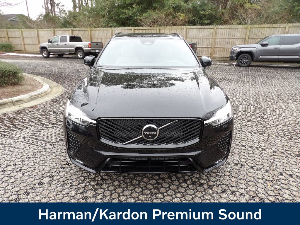 New 2026 Volvo XC60 B5 Plus w/ Protection Package Premier AWD/4WD image 2