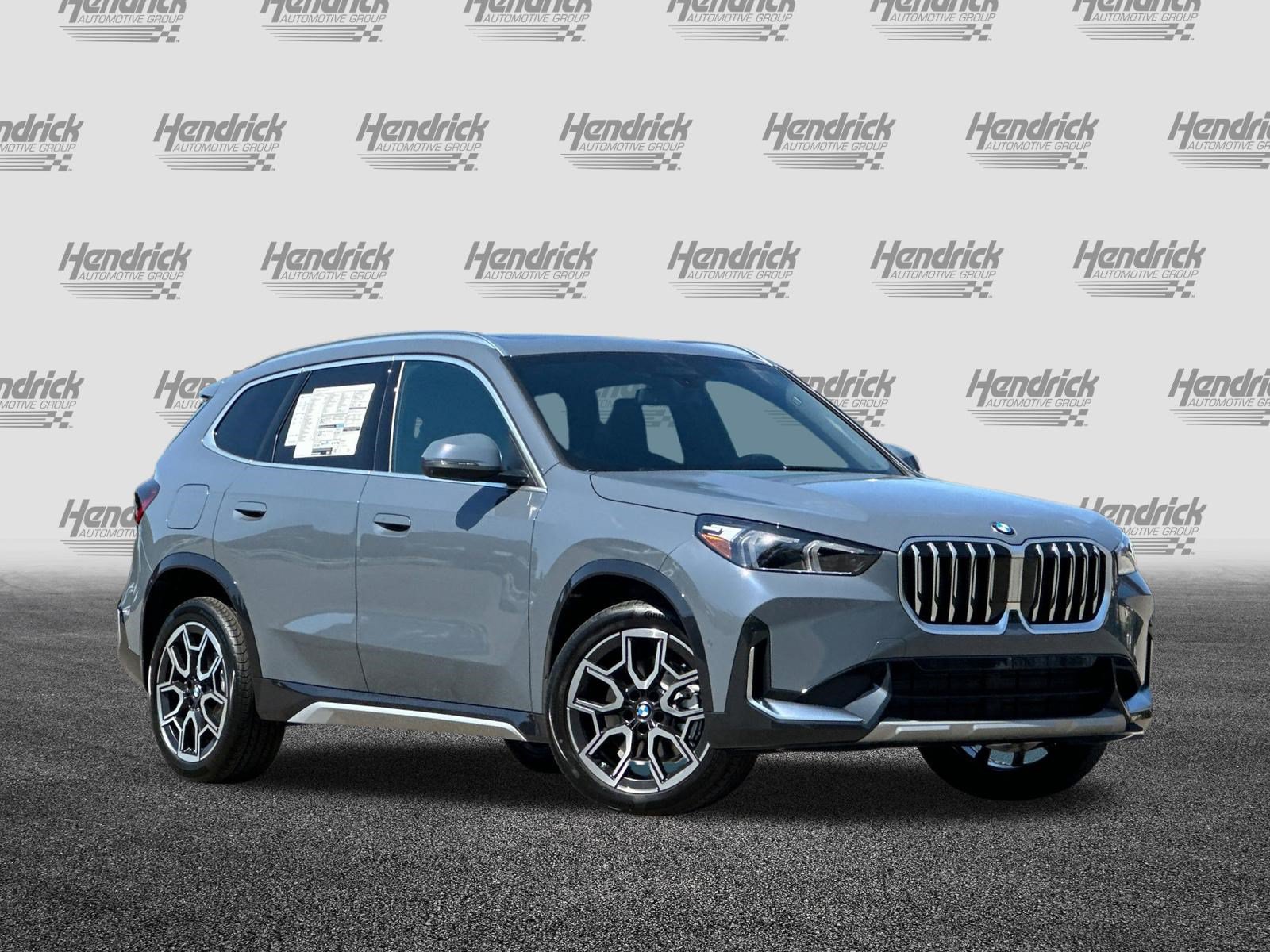 New 2027 BMW X1 xDrive28i AWD/4WD image 2