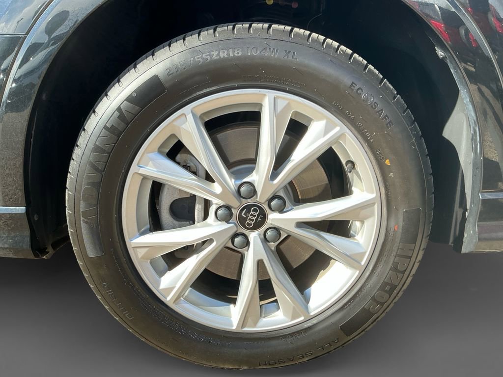 Used 2024 Audi Q3 2.0T Premium image 14
