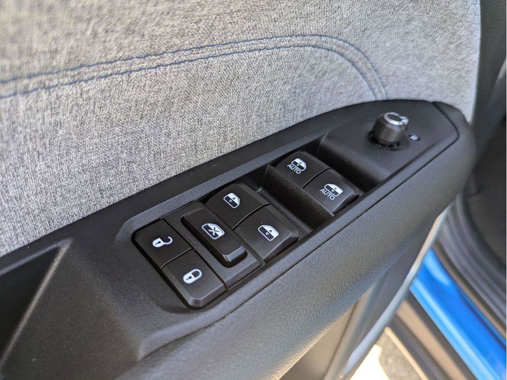 Used 2024 Jeep Compass Latitude image 15