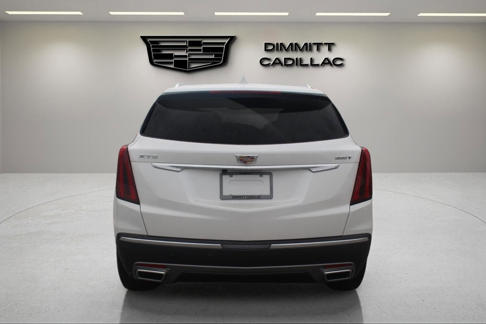 New 2025 Cadillac XT5 Premium Luxury w/ LPO, Floor Liner Package image 4