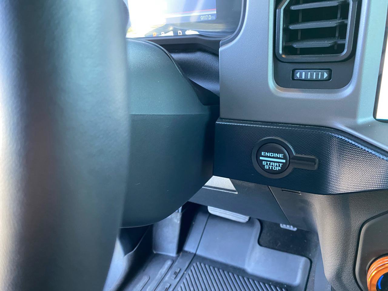 Used 2021 Ford Bronco First Edition AWD/4WD image 33