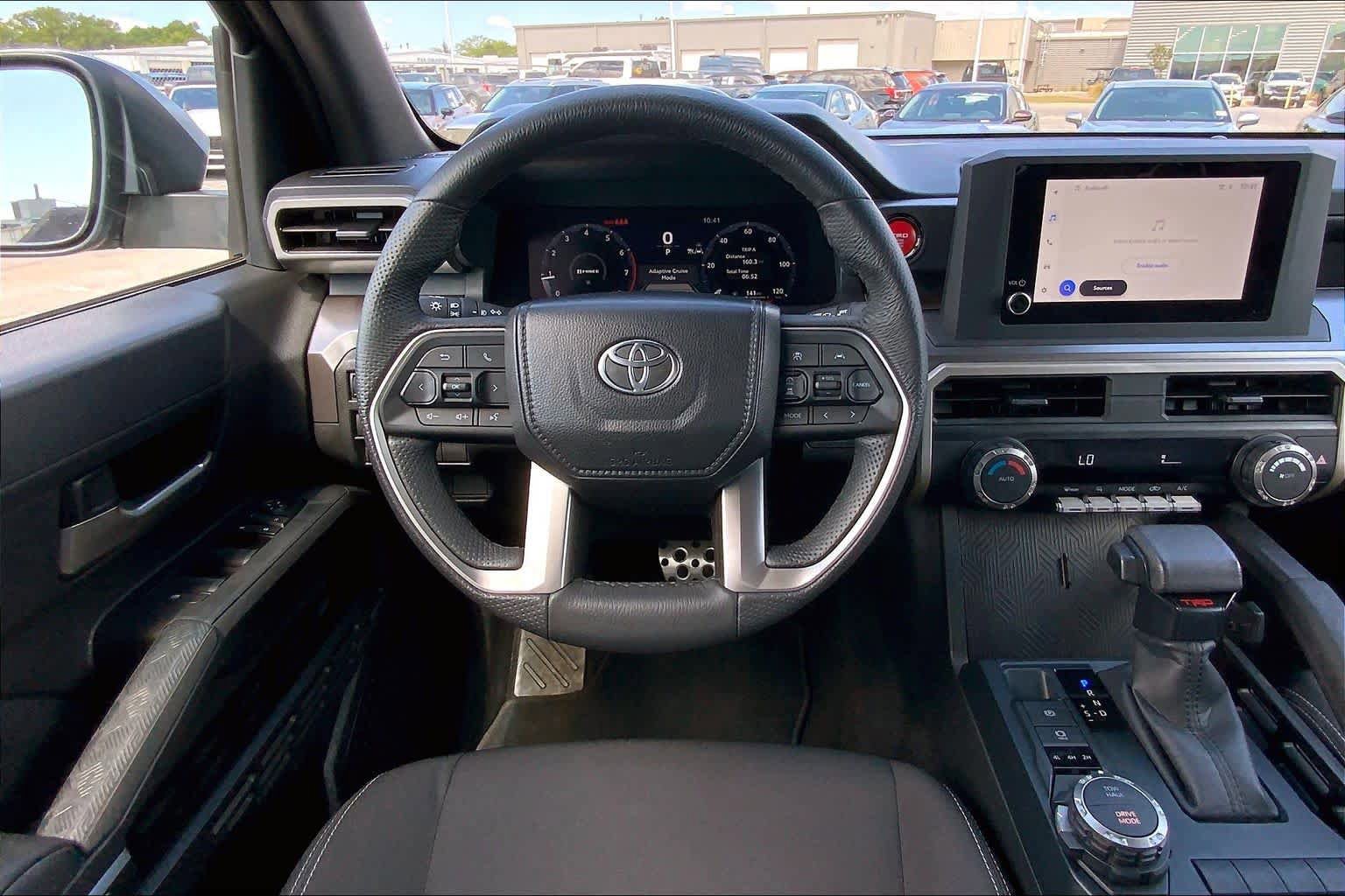 Used 2025 Toyota Tacoma TRD Sport AWD/4WD image 6