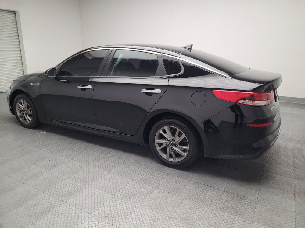 Used 2019 Kia Optima LX image 3