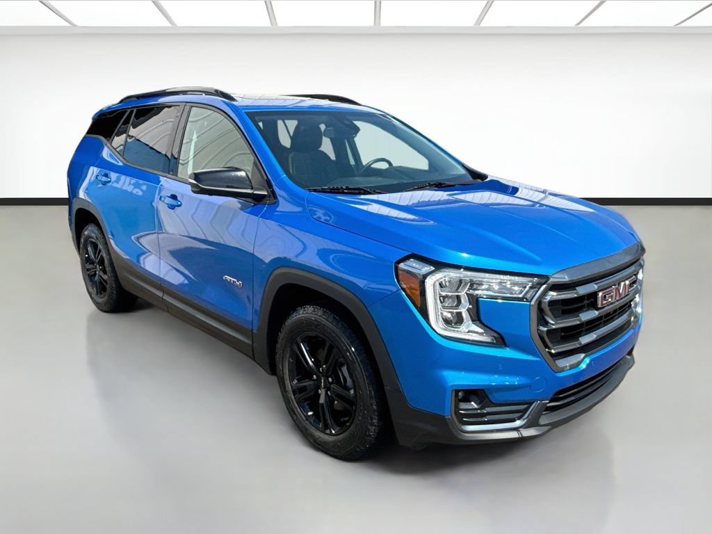 Used 2024 GMC Terrain AT4 w/ Tech Package AWD/4WD image 3