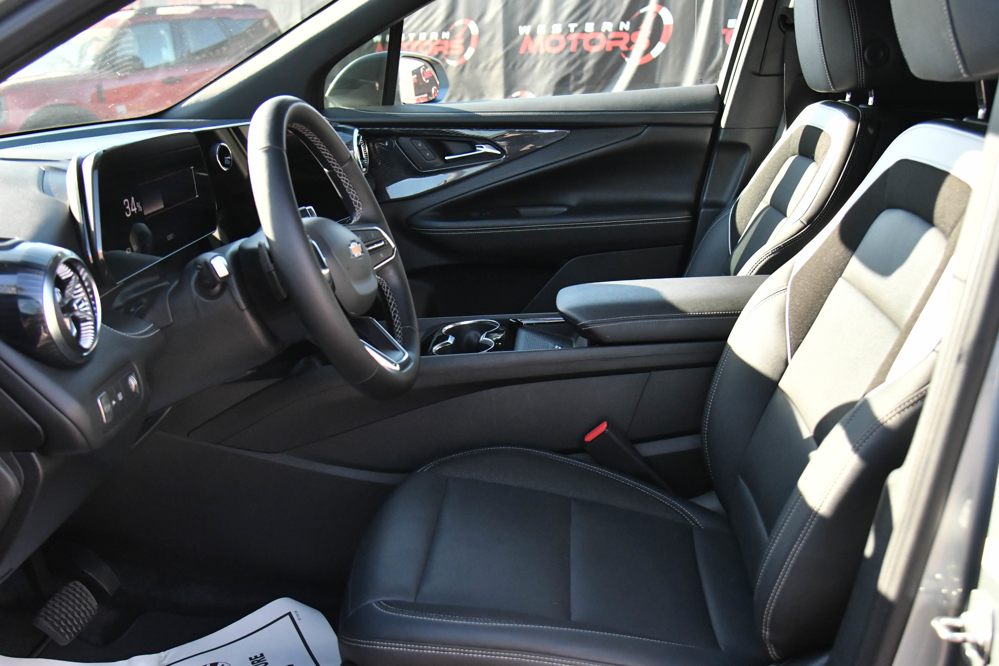 Used 2024 Chevrolet Blazer EV LT image 17