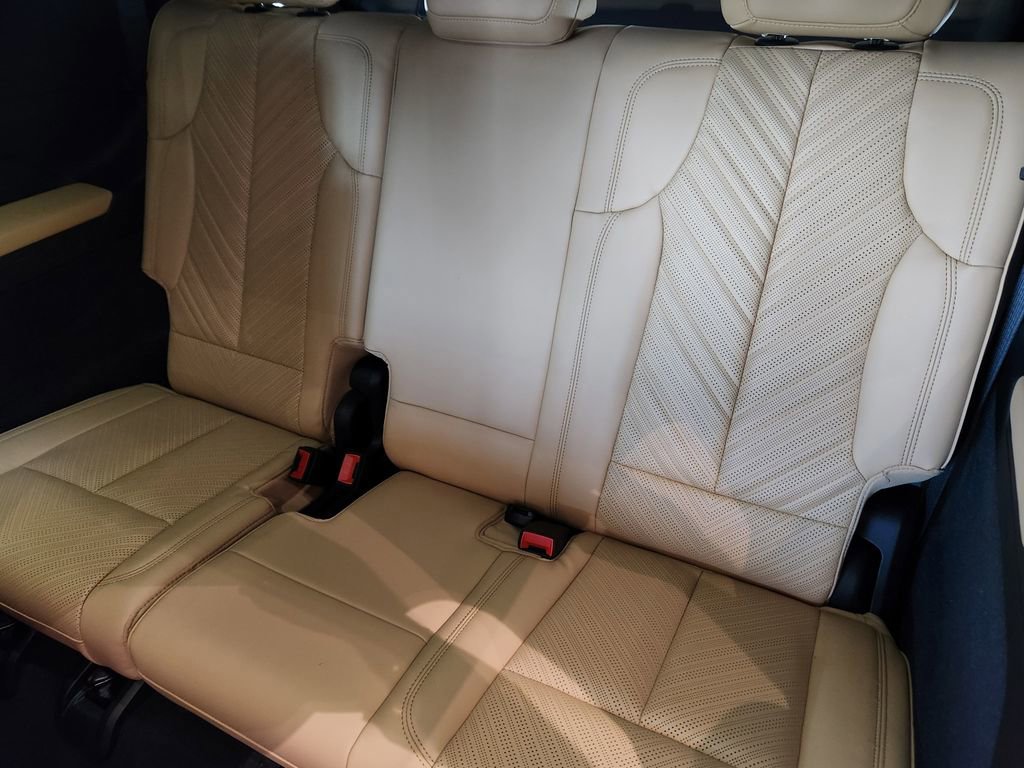 New 2025 Cadillac Escalade IQ Sport 2 w/ LPO, ONYX Package AWD/4WD image 11