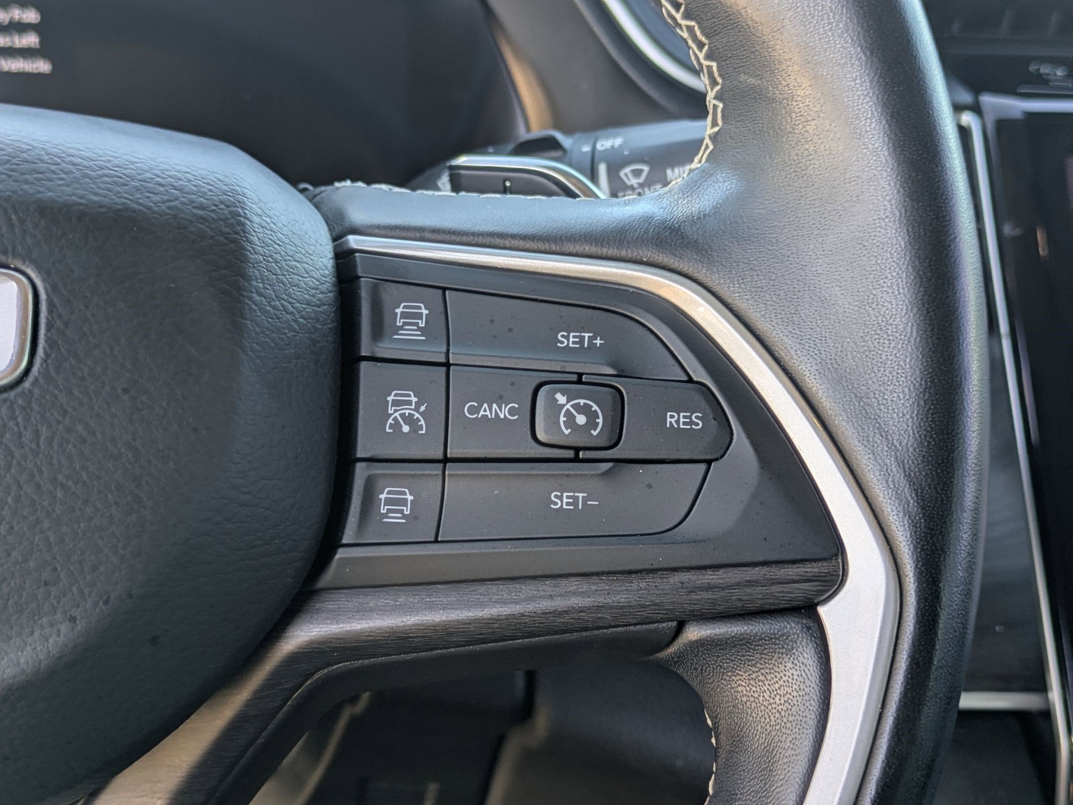 Used 2021 Jeep Grand Cherokee L Limited image 19