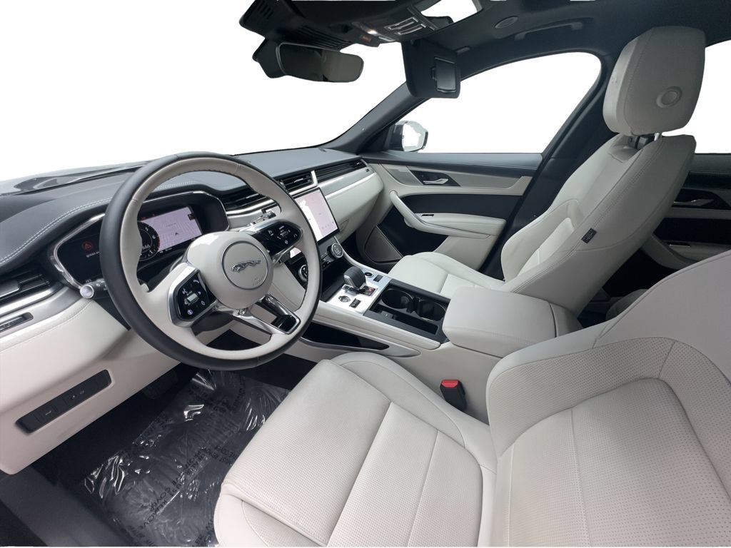 Used 2026 Jaguar F-PACE R-Dynamic S AWD/4WD image 17