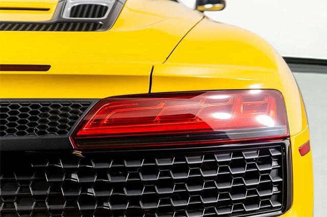 Used 2023 Audi R8 V10 performance image 18