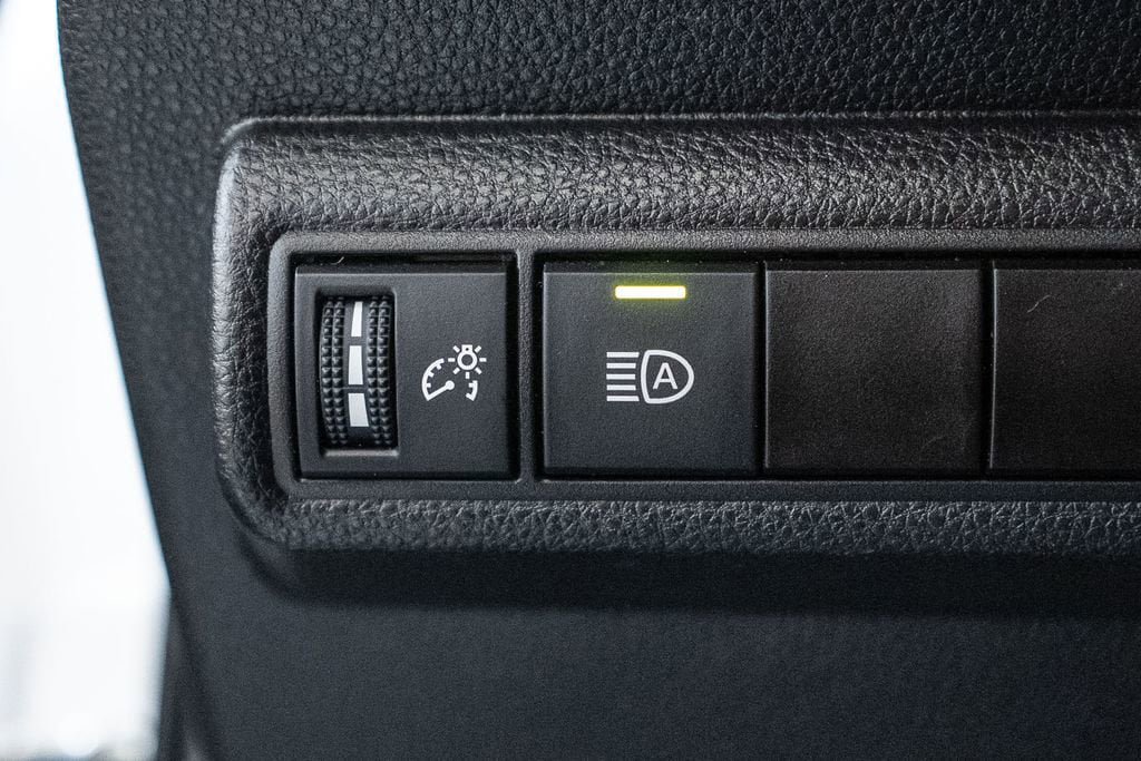 Certified 2025 Toyota Corolla LE image 21