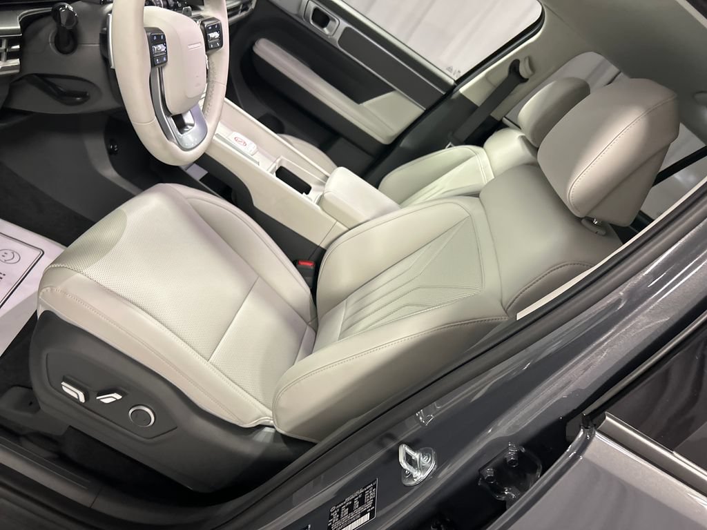 New 2027 Hyundai Santa Fe SEL AWD/4WD image 10