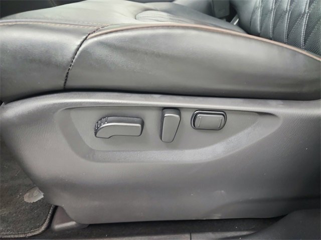 Used 2023 Nissan Armada Platinum w/ Captain's Chairs Package image 20
