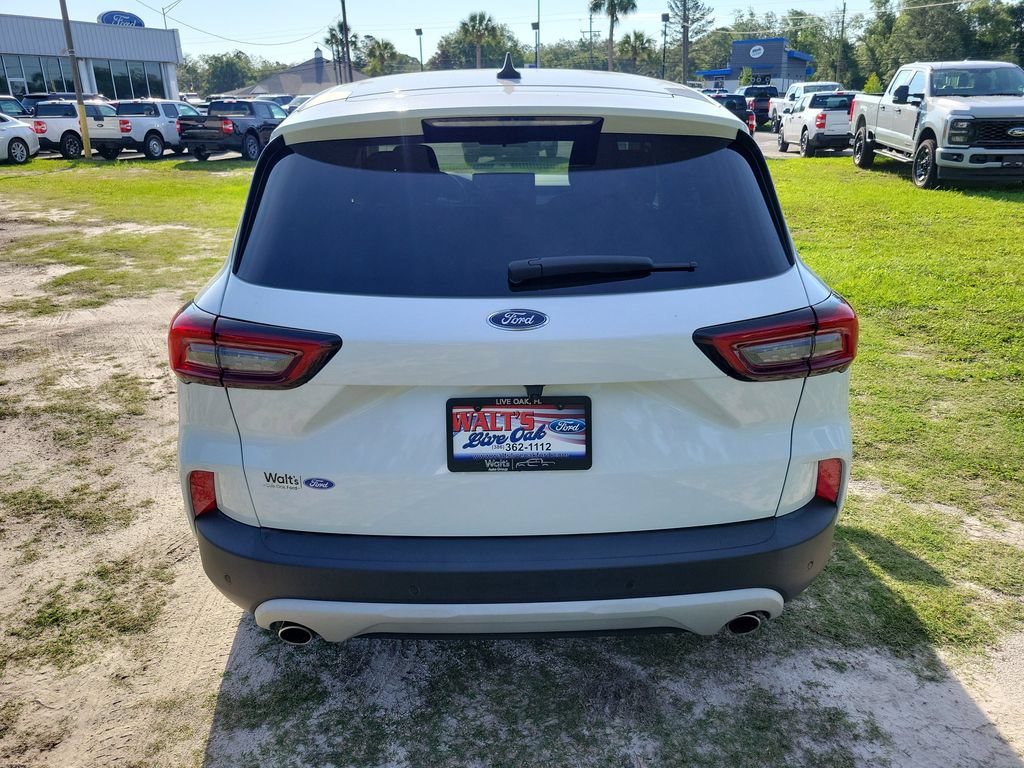 Used 2023 Ford Escape Active w/ Tech Pack #1 FWD image 9