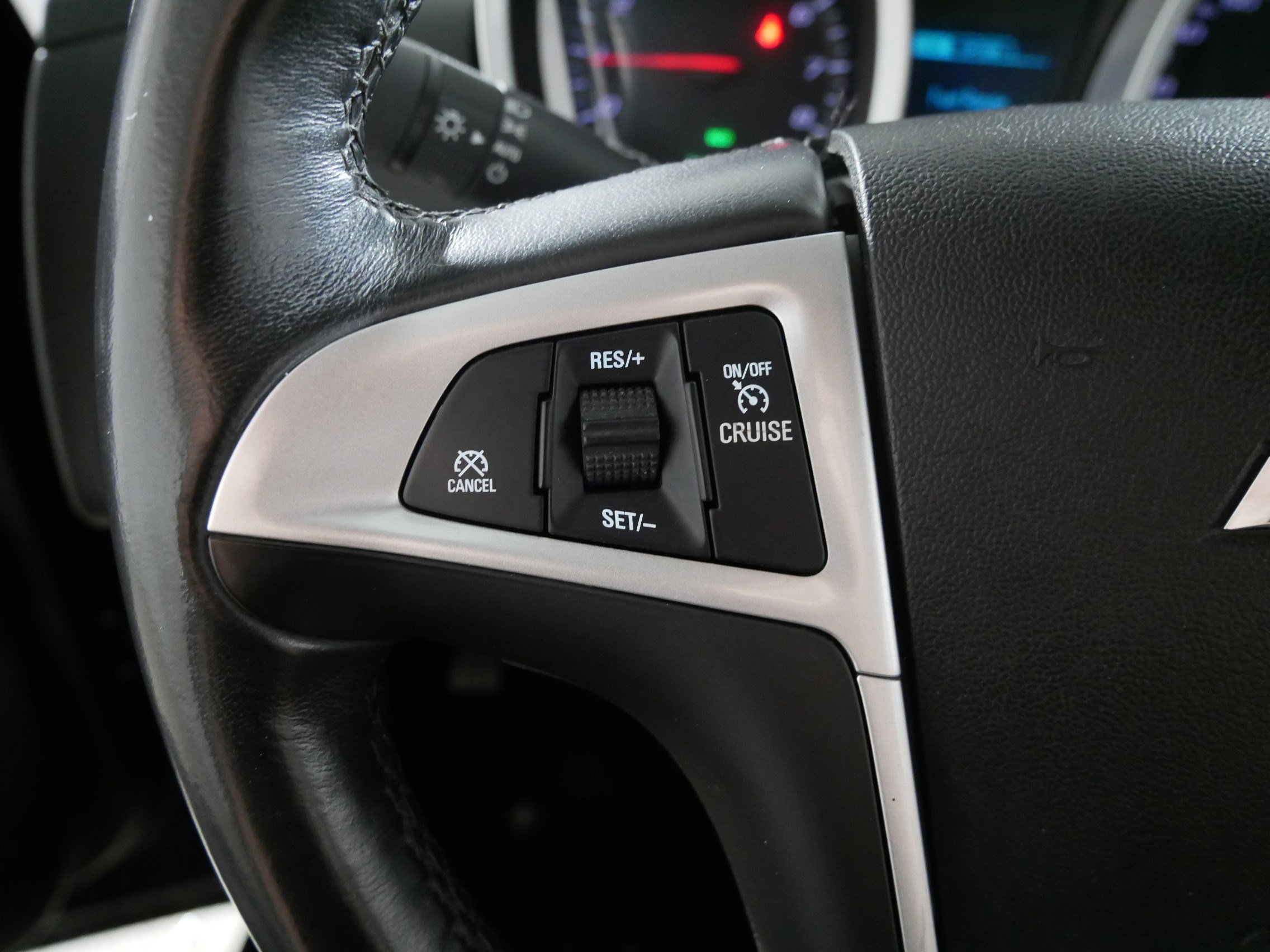 Used 2017 Chevrolet Equinox LT w/ Convenience Package image 27