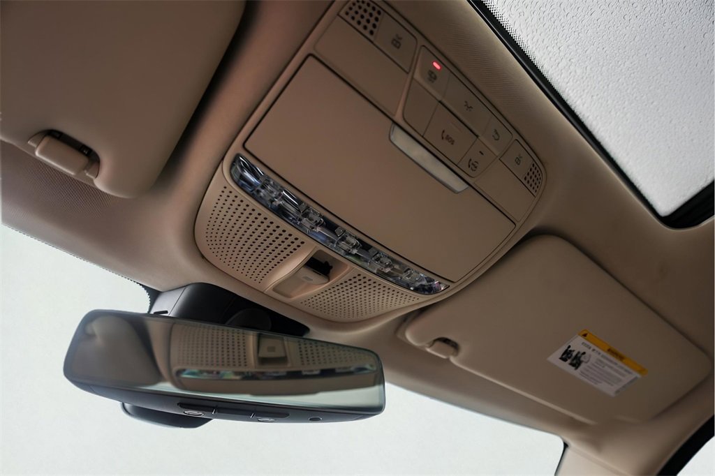 Used 2021 Mercedes-Benz C 300 Sedan image 24