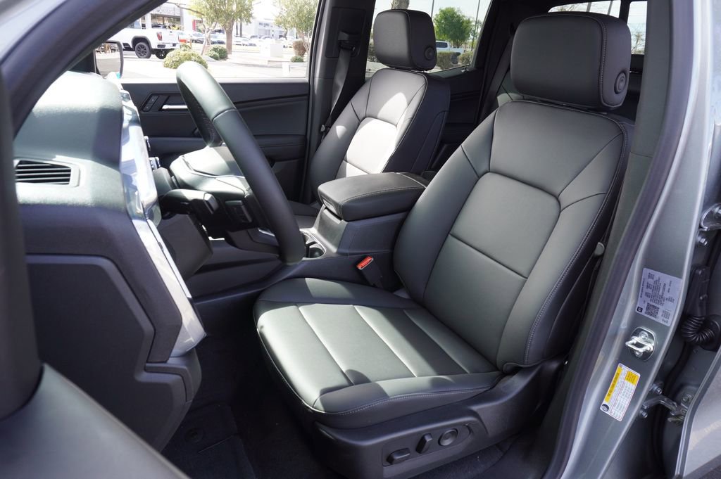 New 2026 GMC Canyon Elevation w/ Convenience Package image 14