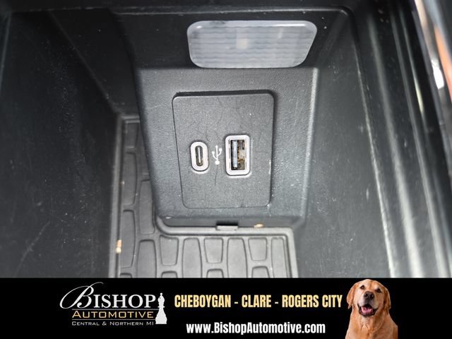 Used 2023 Lincoln Aviator Reserve w/ Equipment Group 201A AWD/4WD image 29