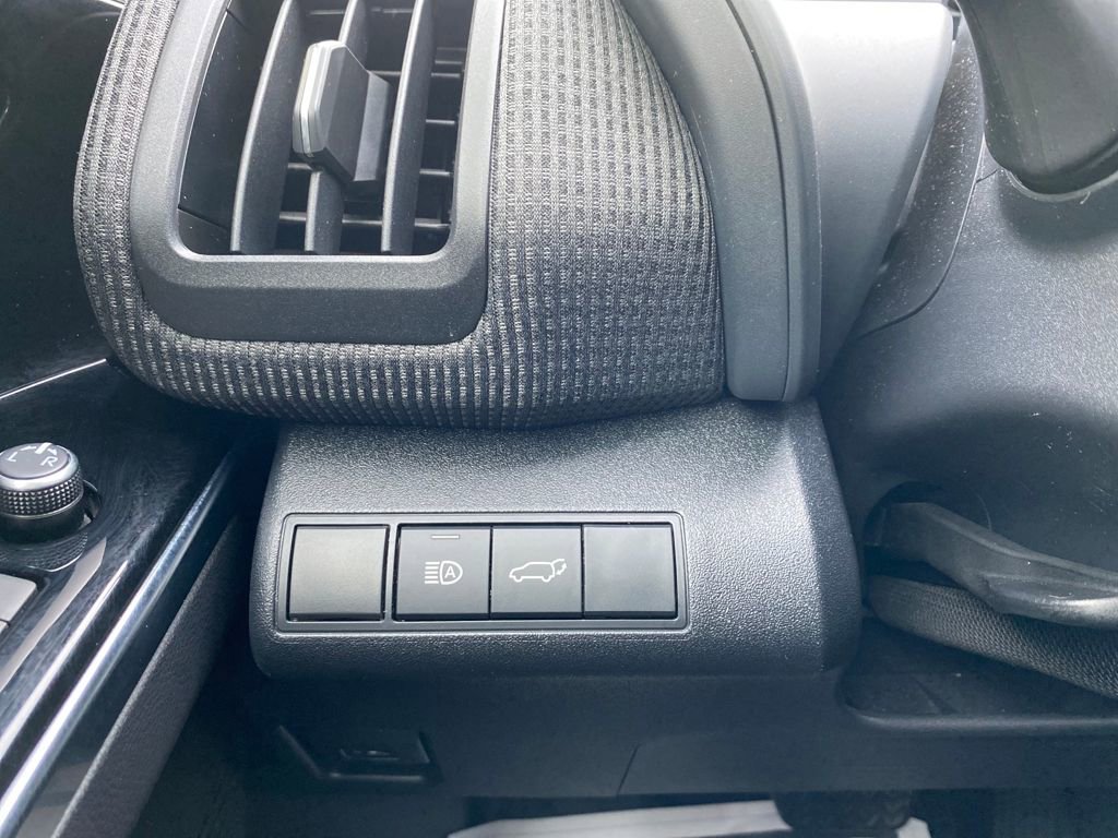 Used 2023 Toyota bZ4X Limited image 29