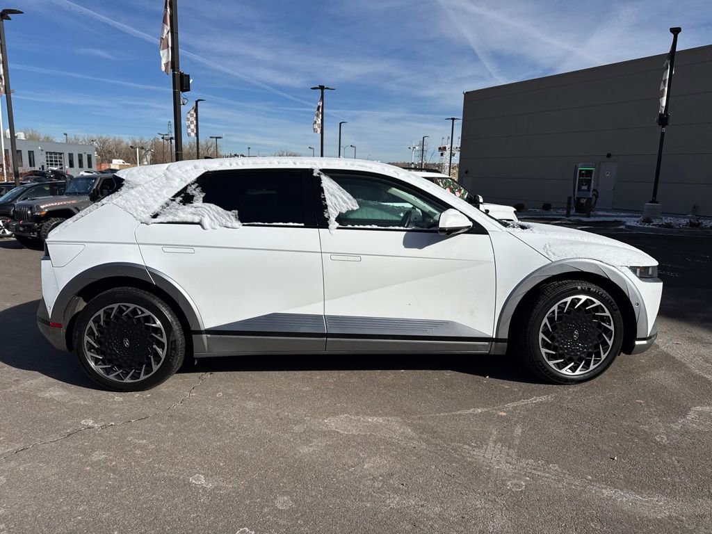 Used 2022 Hyundai Ioniq 5 Limited image 9