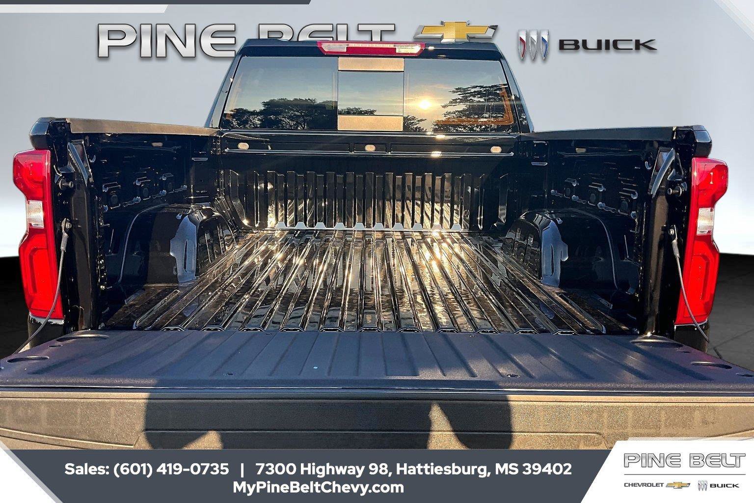 New 2026 Chevrolet Silverado 1500 RST w/ Convenience Package II AWD/4WD image 5