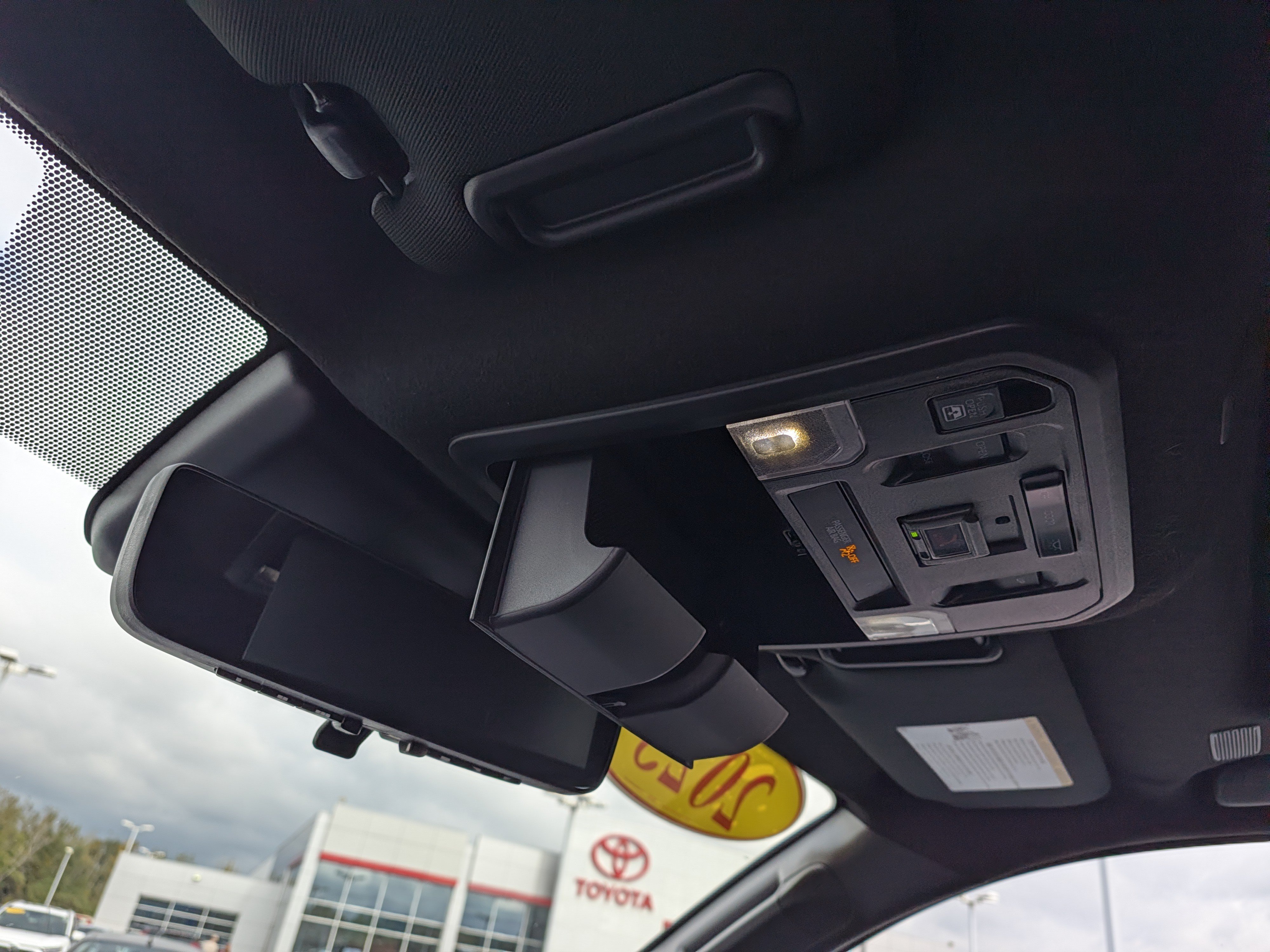 Certified 2025 Toyota 4Runner TRD Off-Road Premium w/ Tow Technology Package AWD/4WD image 20