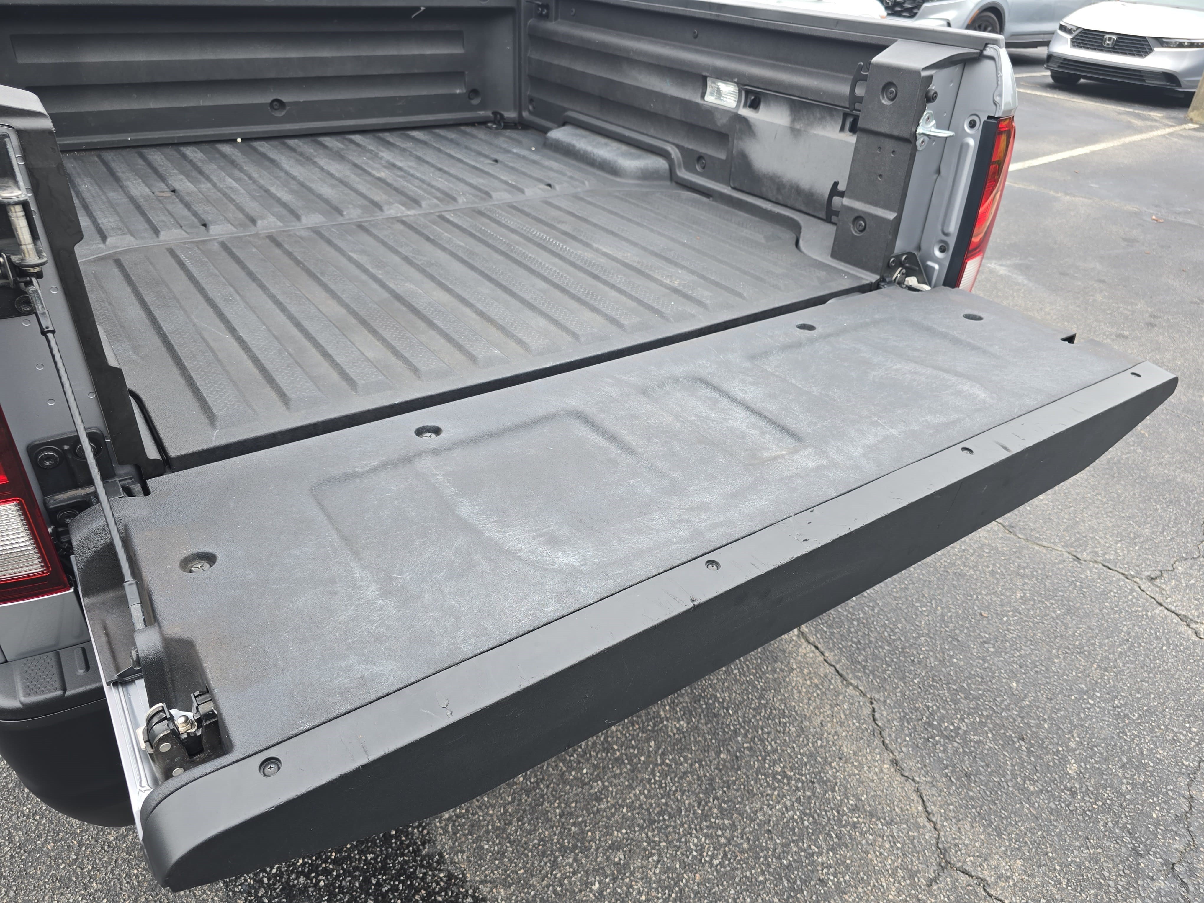 Used 2023 Honda Ridgeline RTL image 12