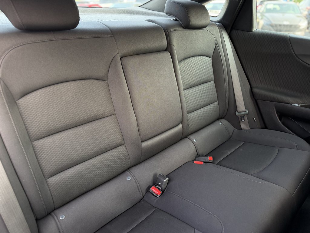 Used 2024 Chevrolet Malibu LT FWD image 18