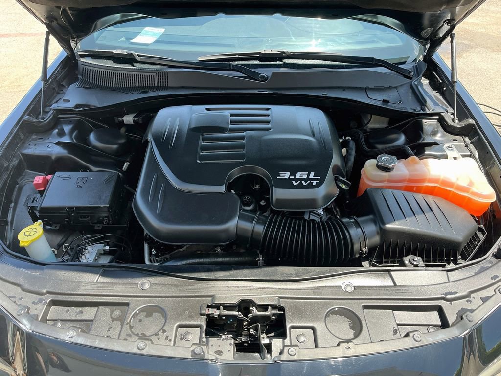 Used 2022 Chrysler 300 S RWD image 31