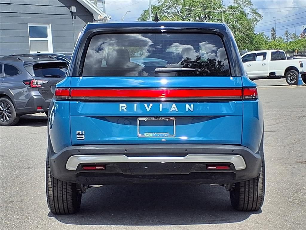 Used 2024 Rivian R1S Adventure AWD/4WD image 6