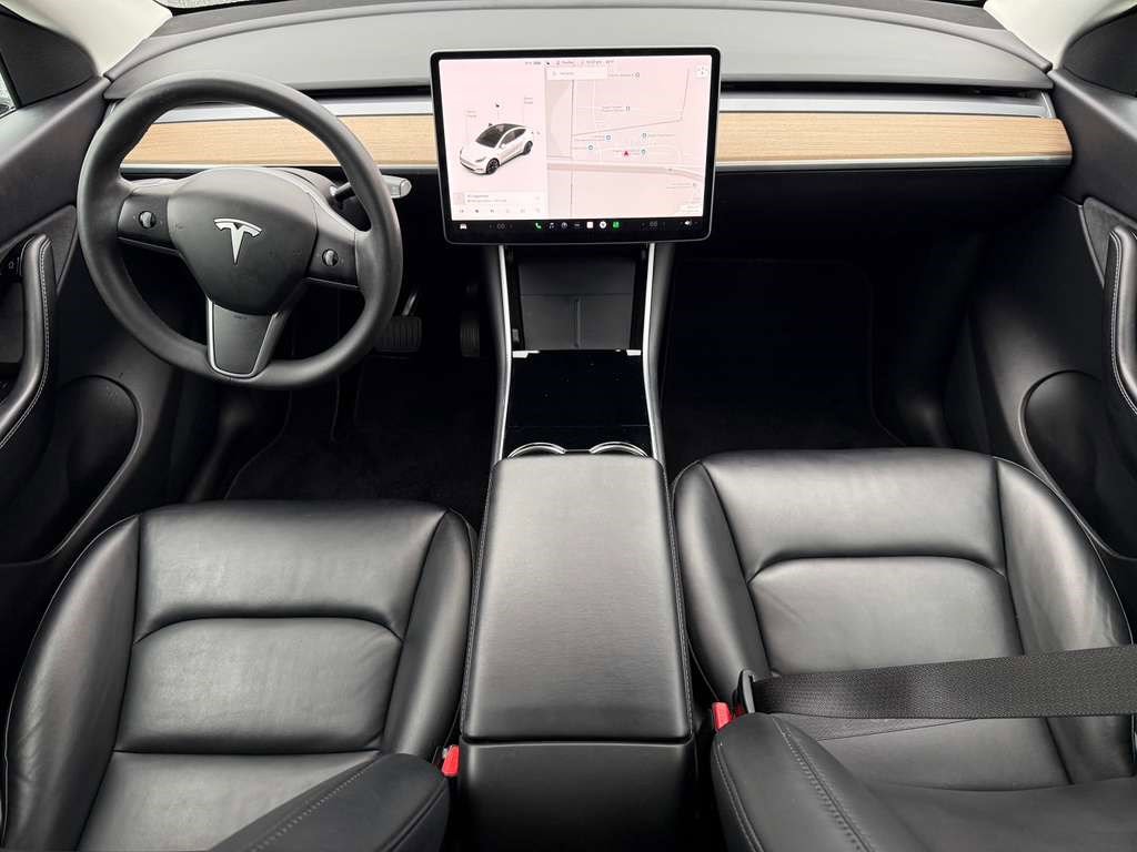 Used 2021 Tesla Model Y Long Range image 18